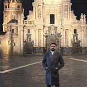 Con mas de 6 años de experiencia en la idioma inglés.